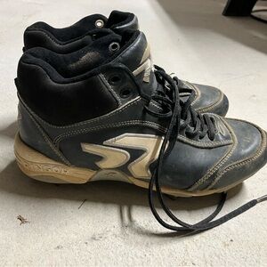 RIP-IT Sports Leather Softball Cleats
